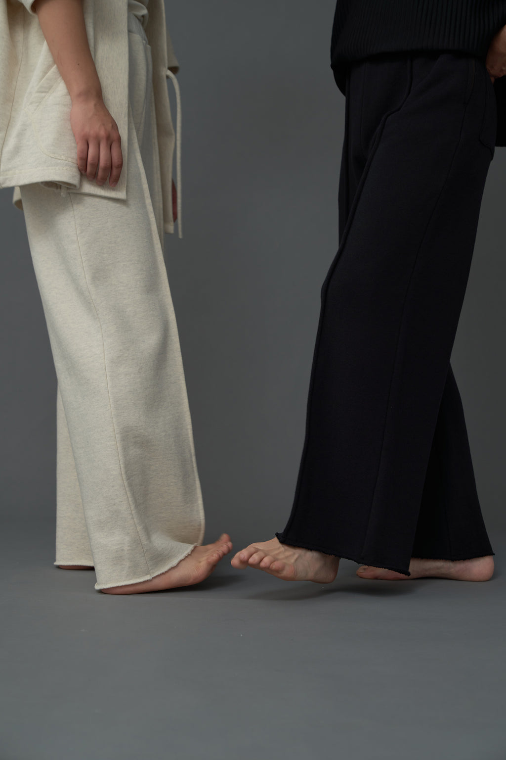 センタータックパンツ